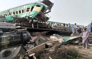 Hazara Express Train Accident : 22 People Died